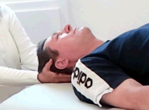 Kopf Griff energetische Polarity Massage